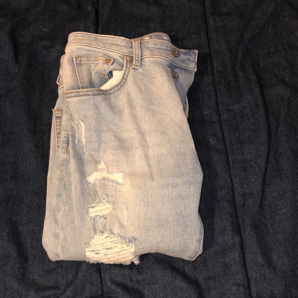 H&M Ripped Jeans Stylish Look!! - Picture 2 of 6
